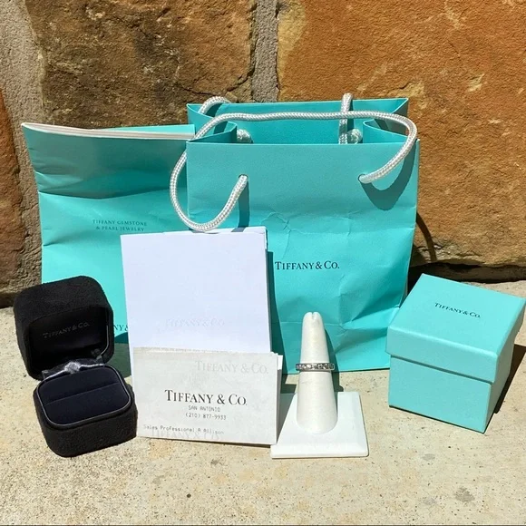 AUTHENTIC TIFFANY & CO 950 PLATINUM & DIAMOND WEDDING BAND - Picture 3 of 11